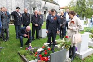 Poklonitev spominu na sovjetskega partizana